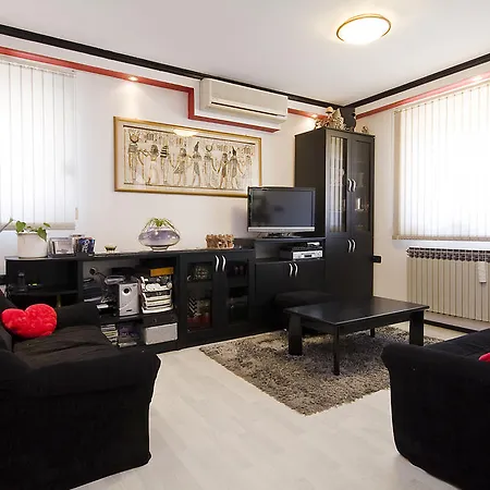 Apartment Nec Zadar