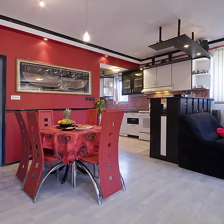 Apartment Nec Zadar